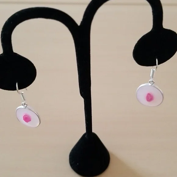 Pink Agate Dangle Earrings - Picture 2 of 4